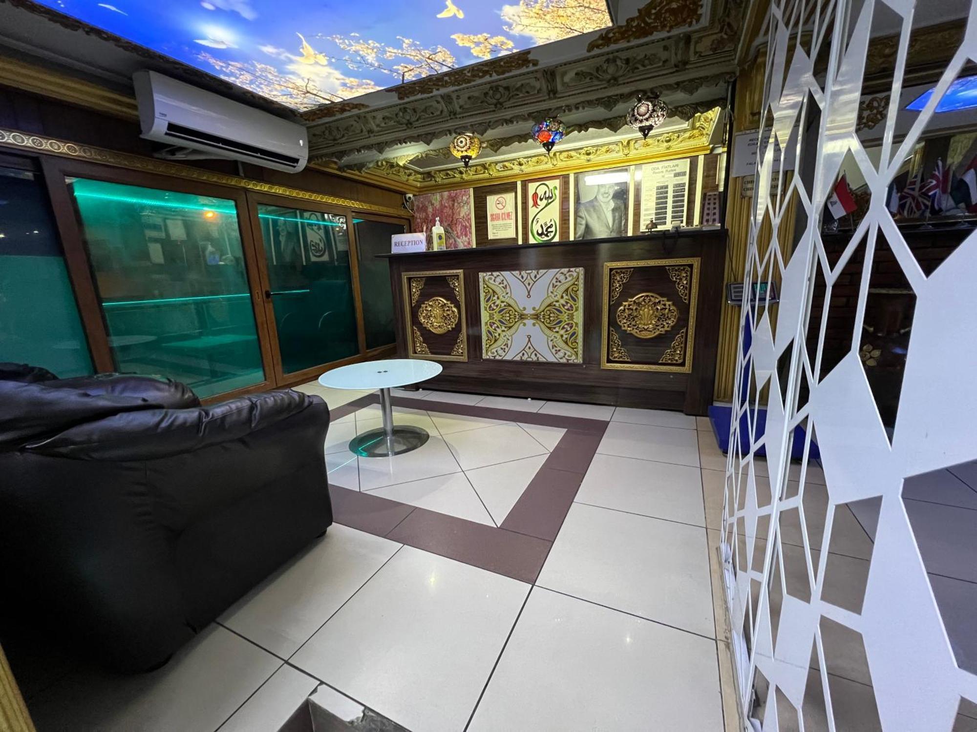 Falay Hotel Yavuz Istanboel Buitenkant foto