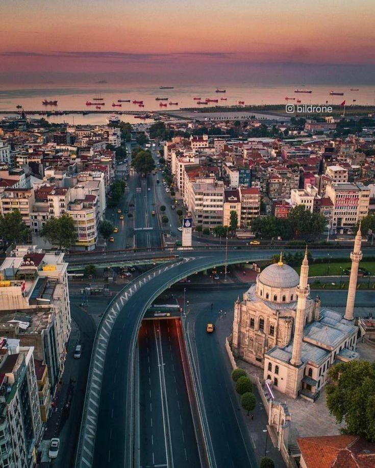 Falay Hotel Yavuz Istanboel Buitenkant foto